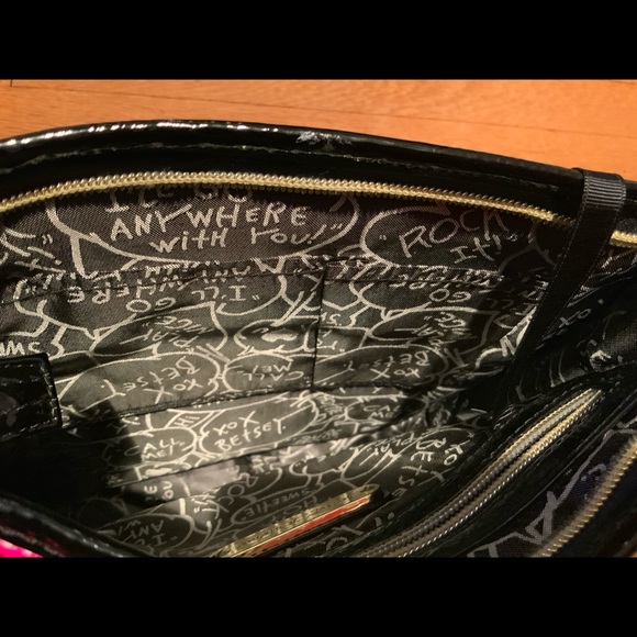 BETSEY JOHNSON CROSSBODY/SHOULDER BAG HOT PINK - Picture 5 of 5